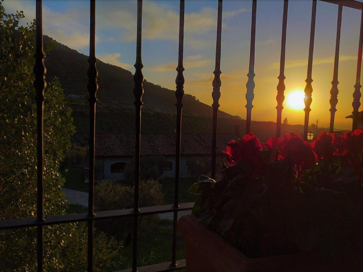 לינה וארוחת בוקר Rocca Massima Casale Dei Priori מראה חיצוני תמונה